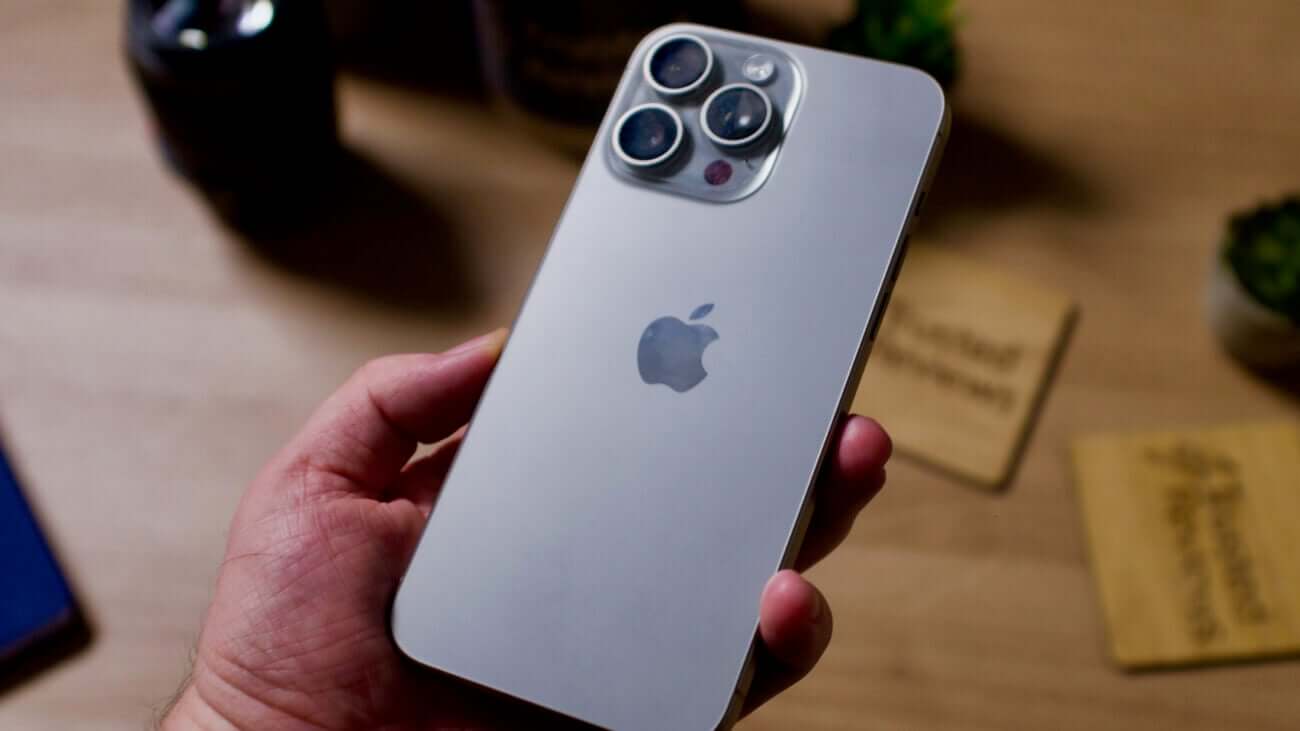 Apple iPhone 15Pro シルバー Amazon.com: Apple iPhone 15 Pro, 512GB, Natural Titanium