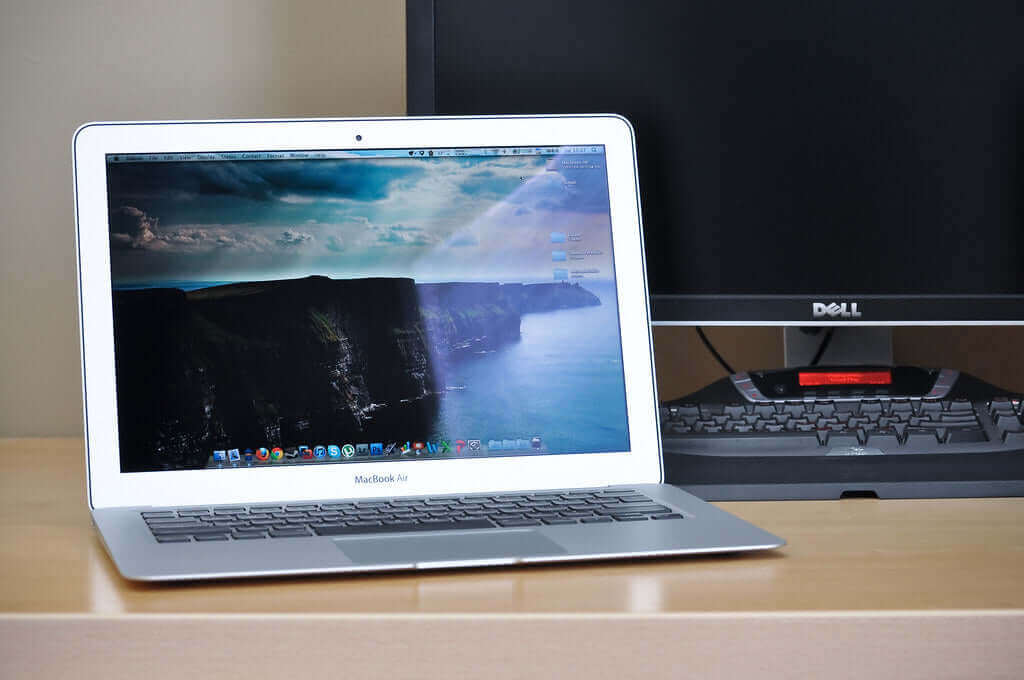 Apple MacBook Air Core i5-2557M Dual-Core Laptop Performance